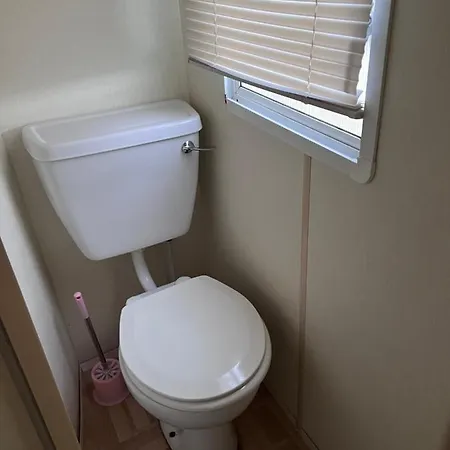 S422 Golden Palm 8 Berth Caravan Chapel St. Leonards Exterior foto